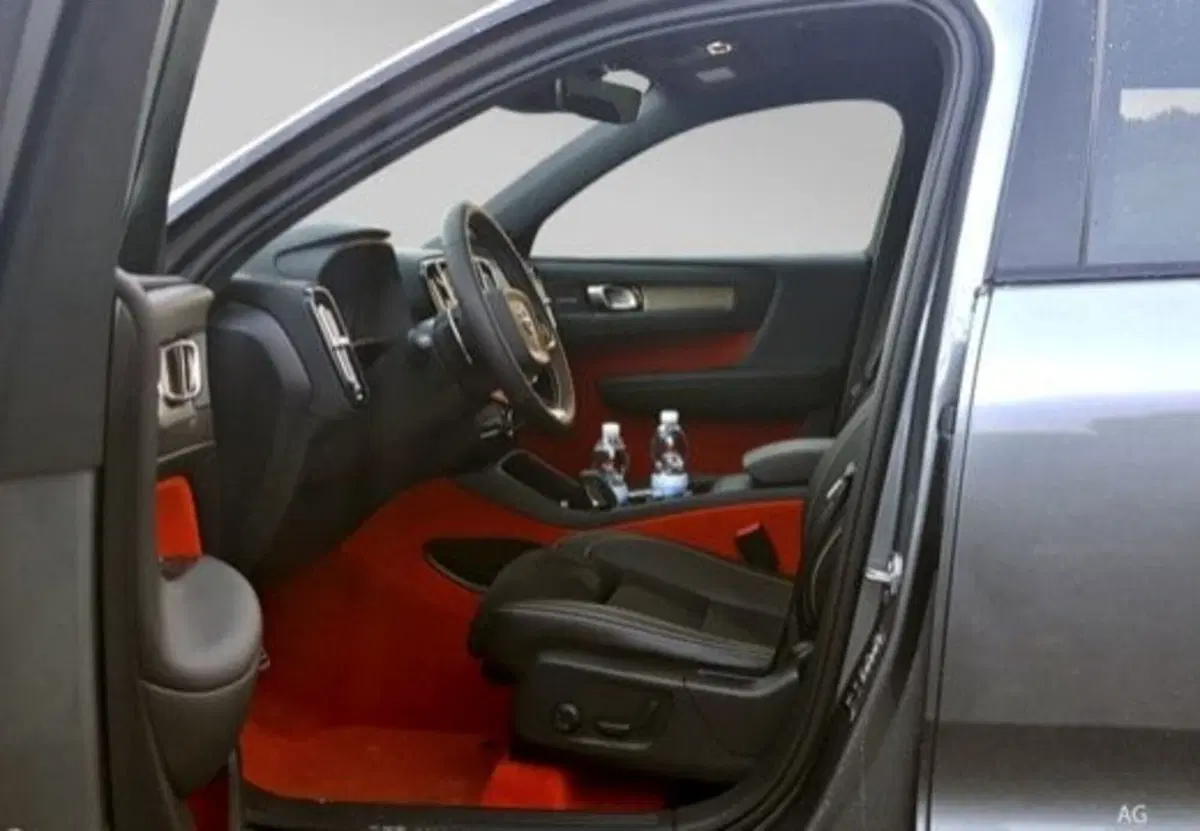 Volvo XC40 usata a Palermo (15)