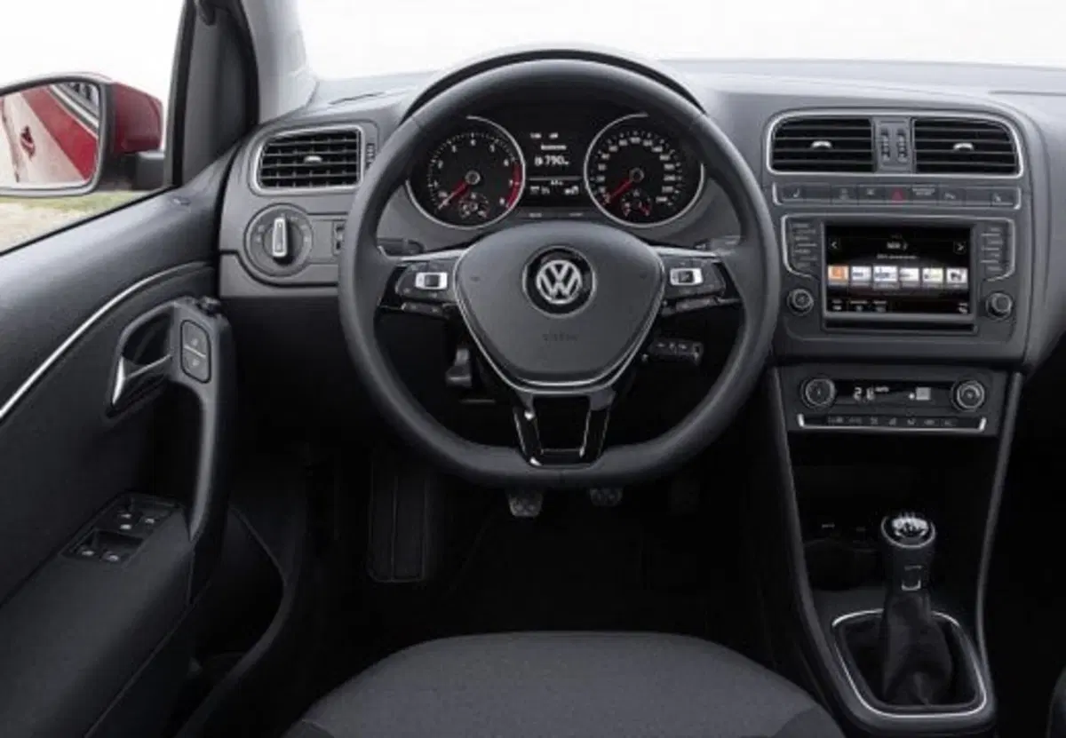 Volkswagen Polo usata a Palermo (19)