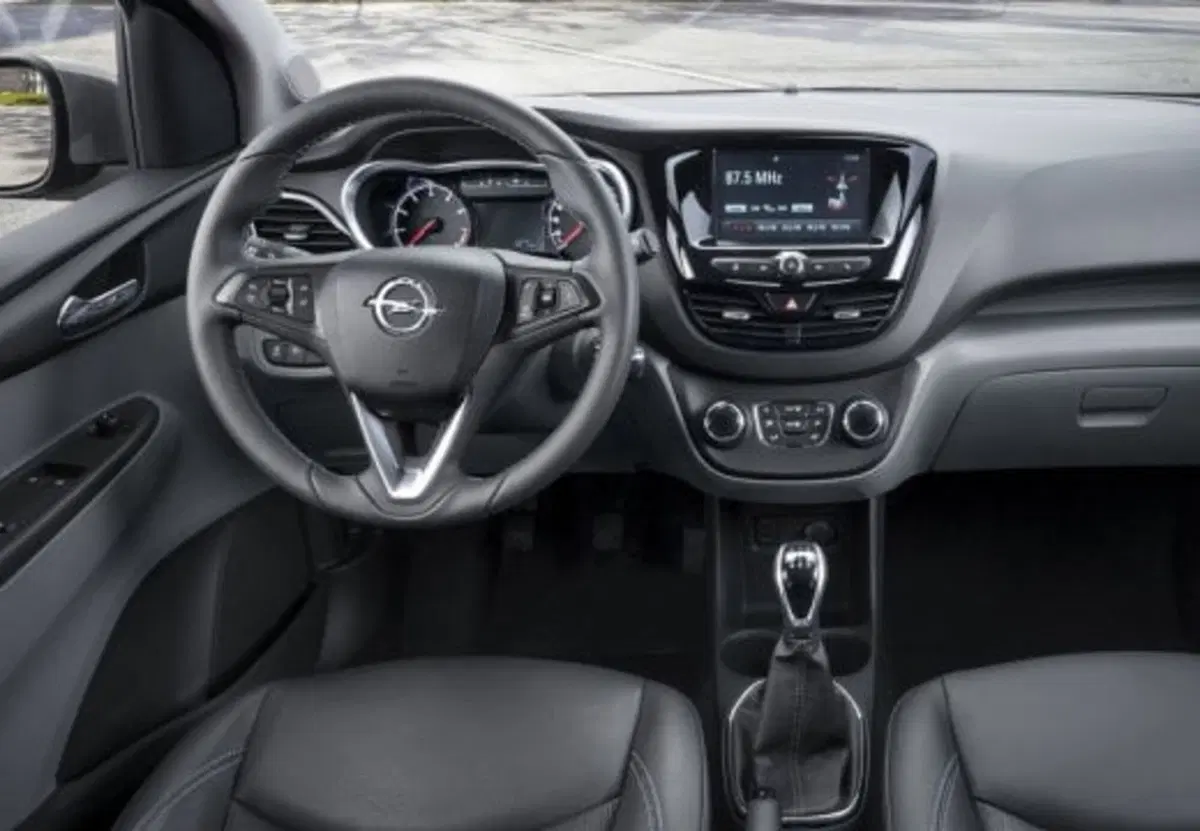 Opel Karl usata a Palermo (12)