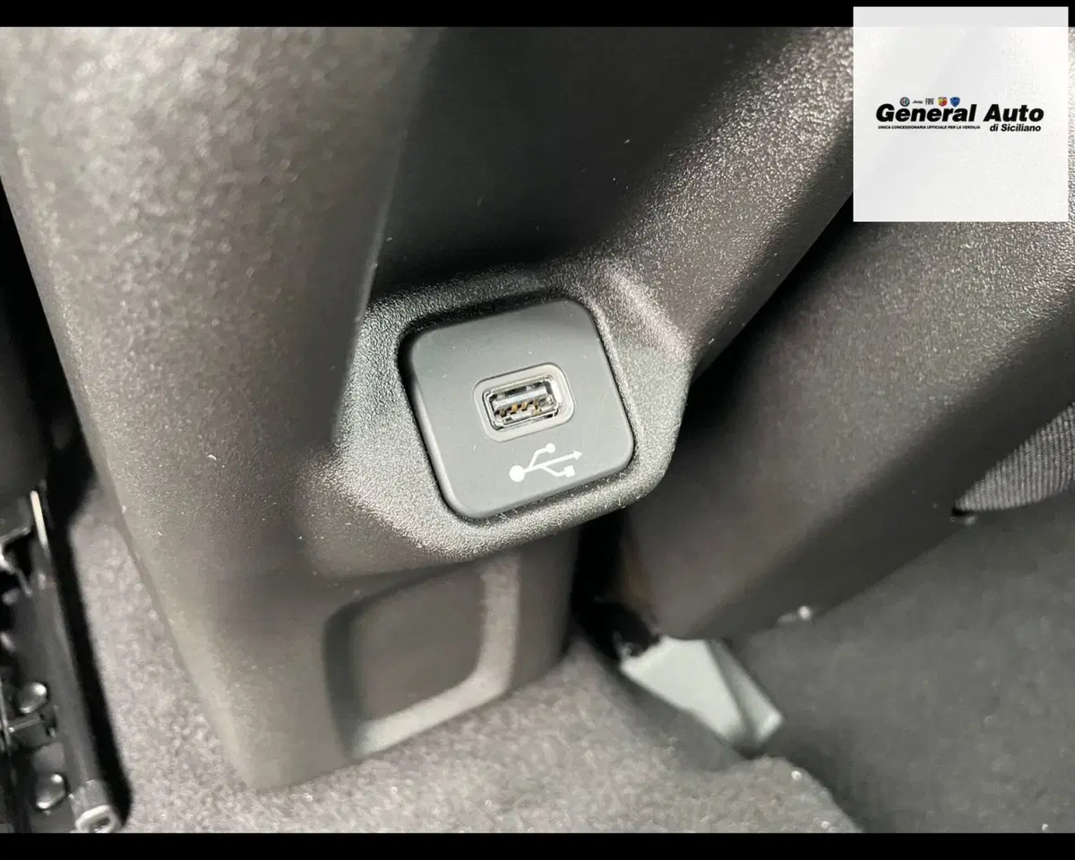 Jeep Renegade usata a Lucca (20)