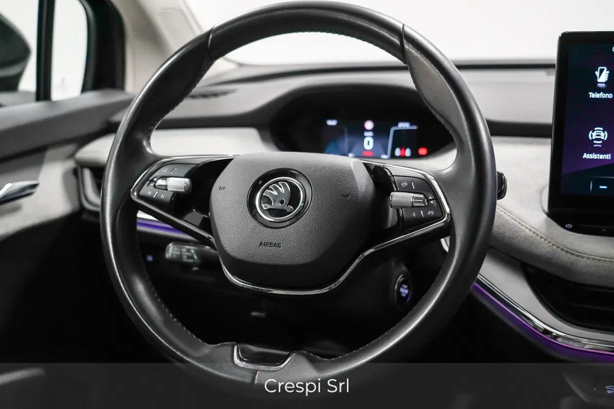 Skoda Enyaq usata a Varese (12)