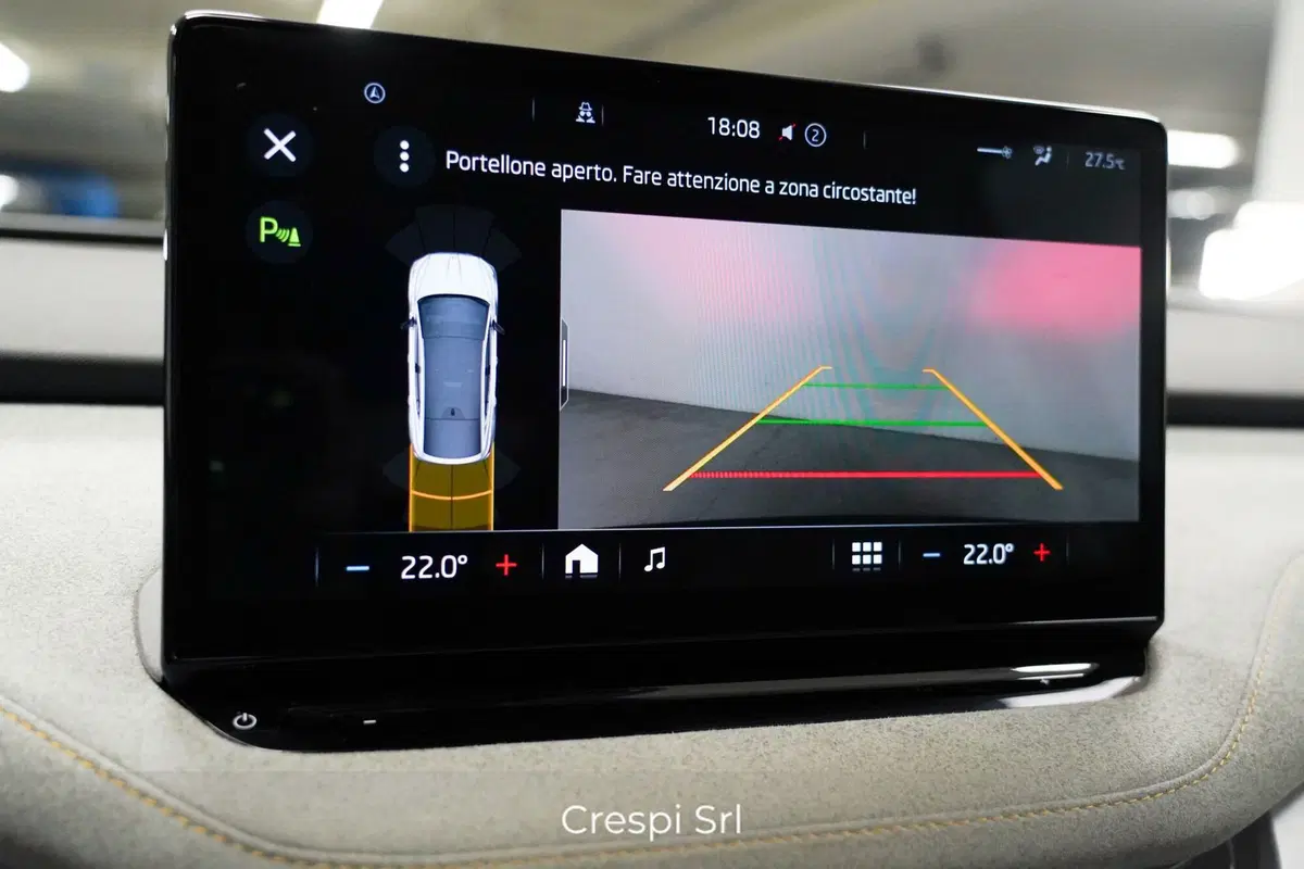 Skoda Enyaq usata a Varese (17)