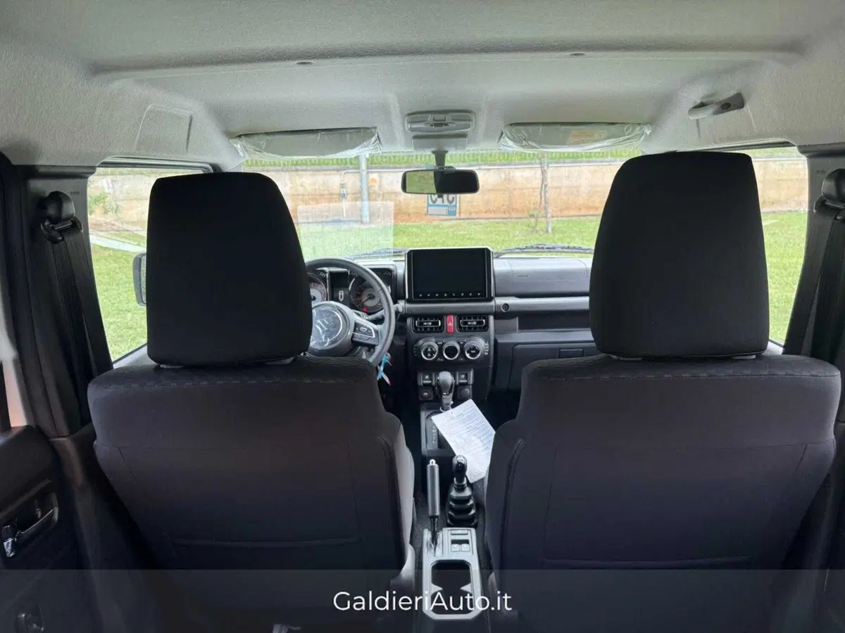 Suzuki Jimny nuova a Salerno (5)
