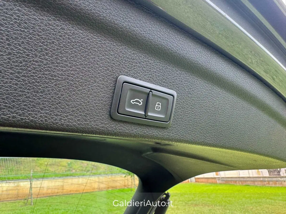 Audi Q3 Sportback usata a Salerno (14)