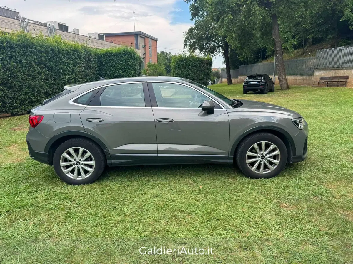 Audi Q3 Sportback usata a Salerno (15)