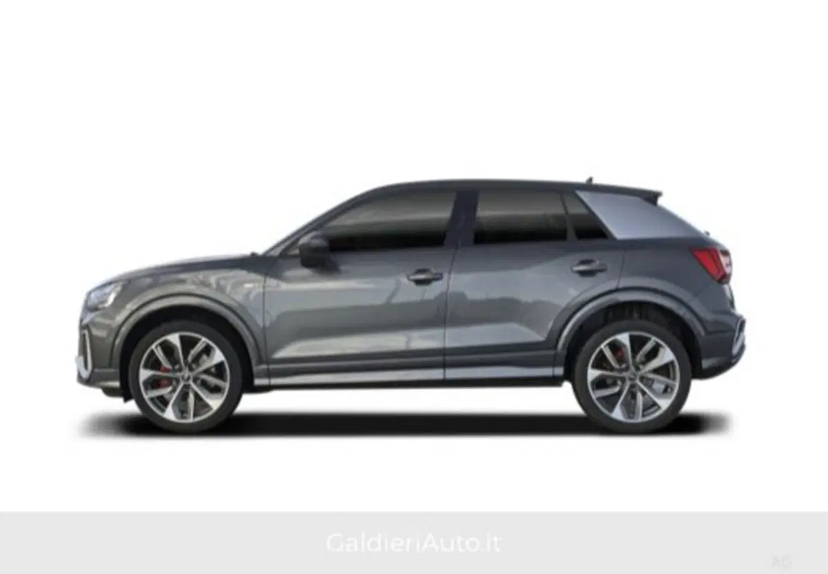 Audi Q2 usata a Salerno (17)