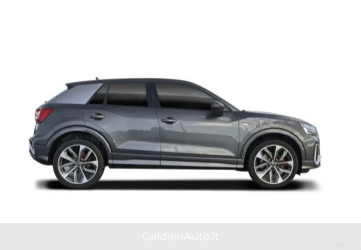 Audi Q2 usata a Salerno (6)