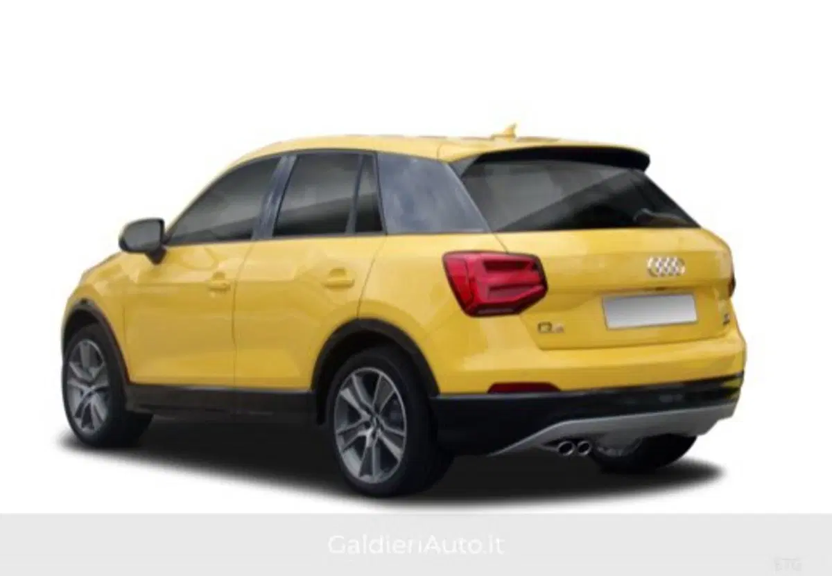 Audi Q2 usata a Salerno (9)