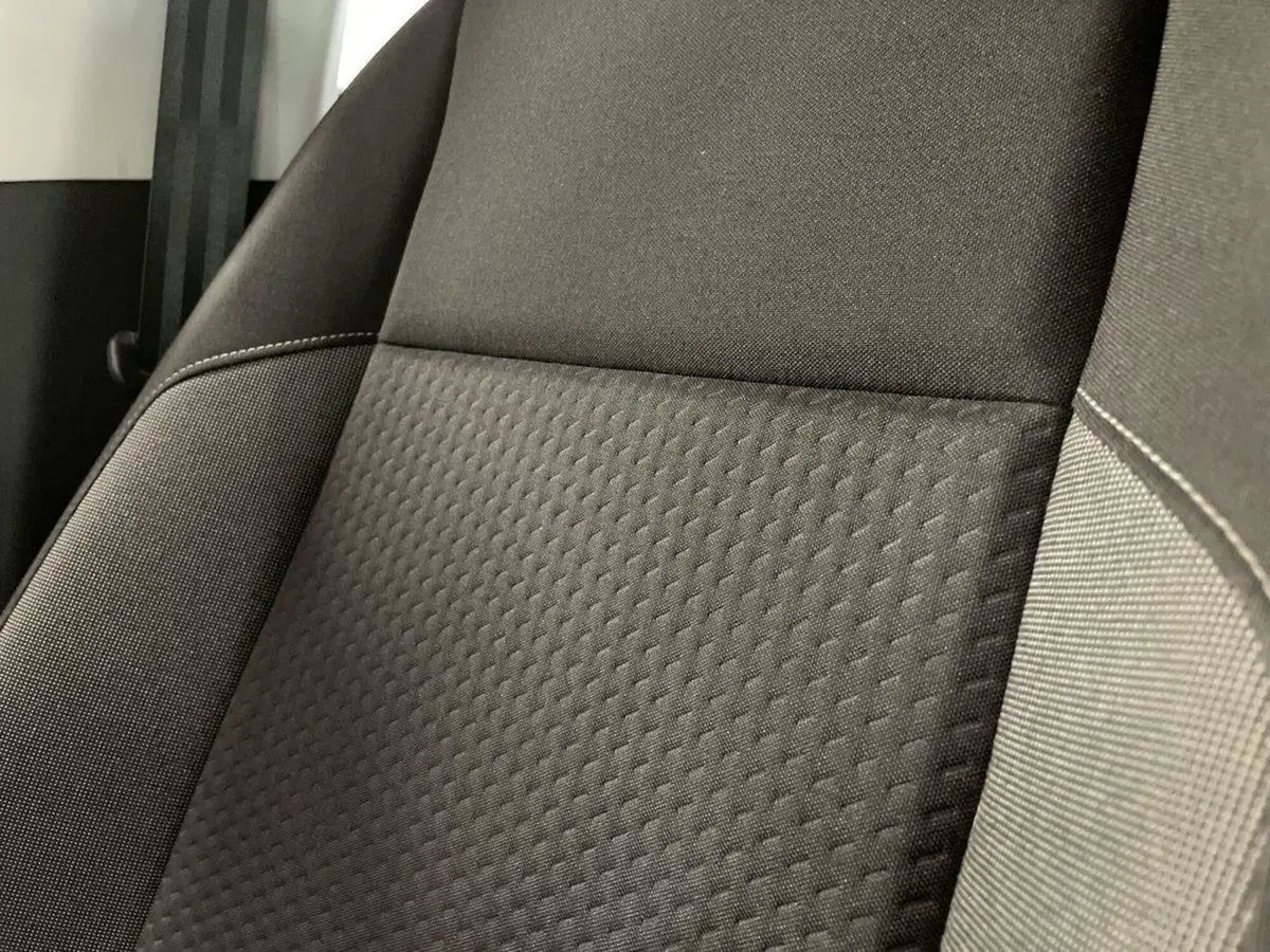 Volkswagen Taigo usata a Prato (16)