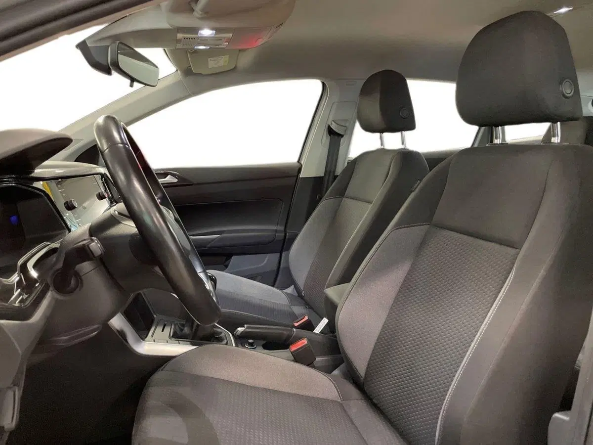 Volkswagen Taigo usata a Prato (9)