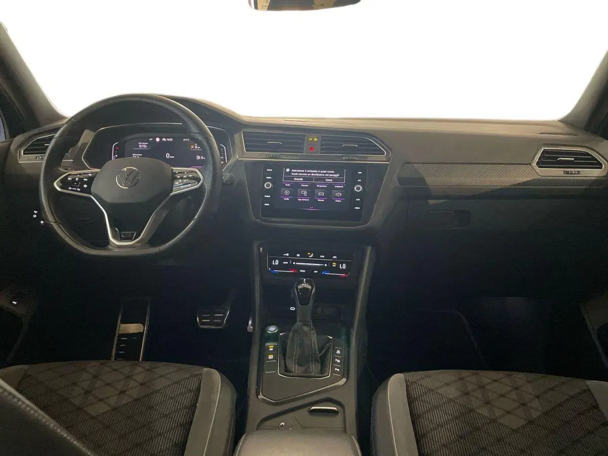 Volkswagen Tiguan usata a Prato (11)