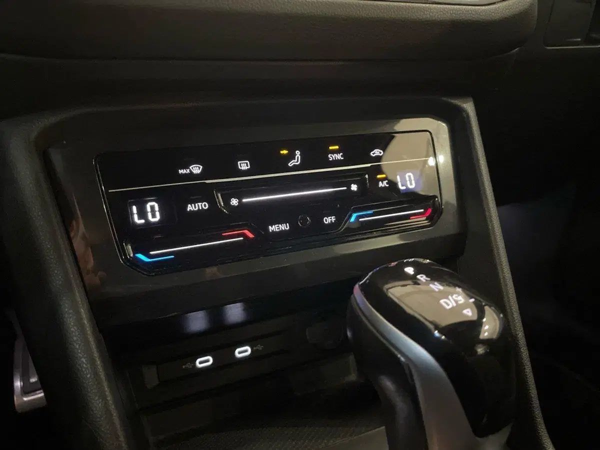 Volkswagen Tiguan usata a Prato (15)