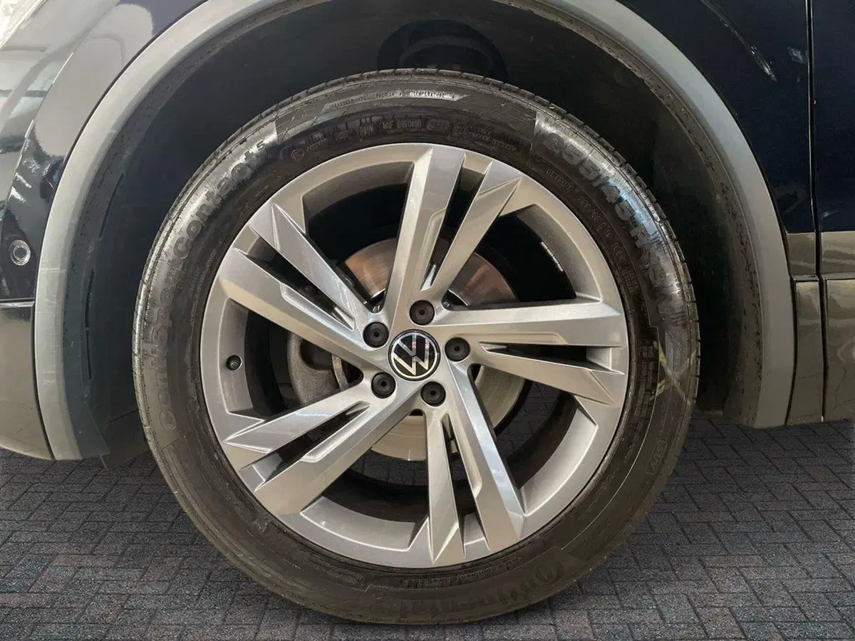 Volkswagen Tiguan usata a Prato (6)