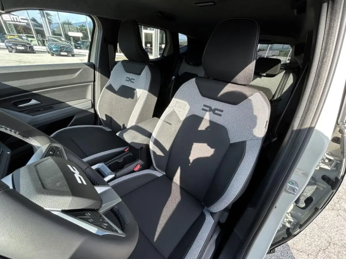 Dacia Duster nuova a Cuneo (7)