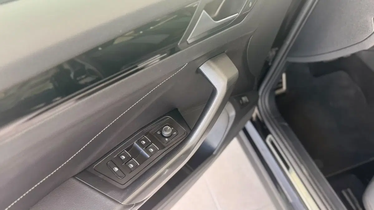 Volkswagen T-Roc usata a L'Aquila (11)
