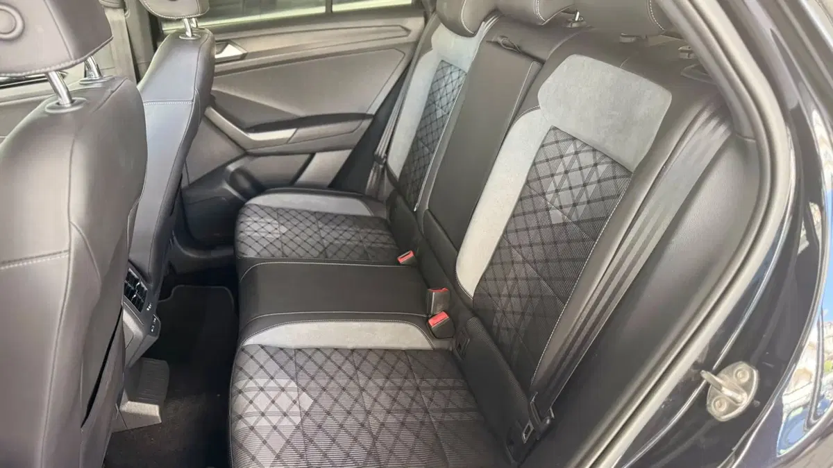 Volkswagen T-Roc usata a L'Aquila (17)