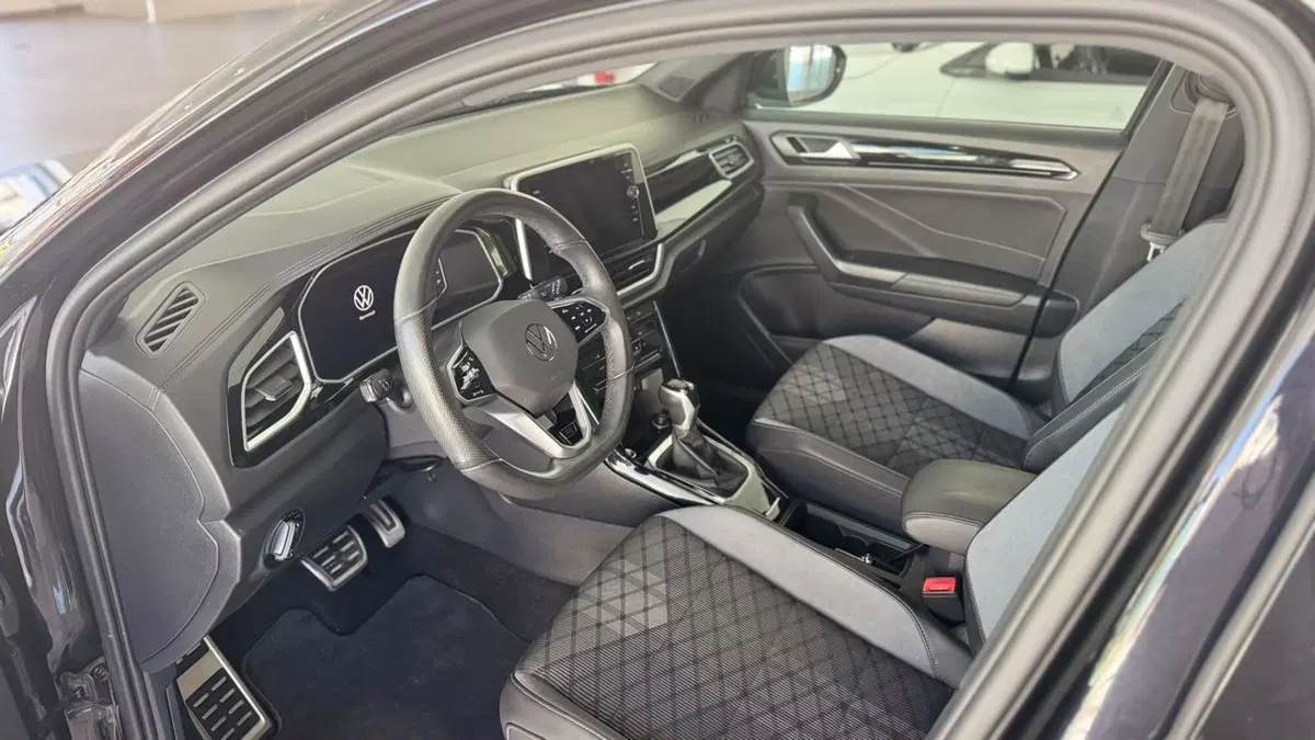 Volkswagen T-Roc usata a L'Aquila (9)