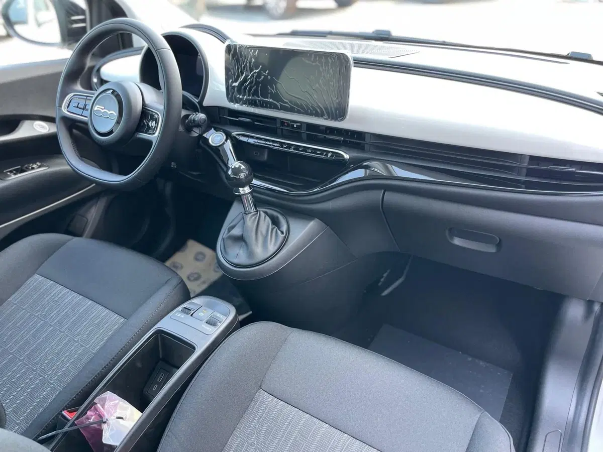 Fiat 500 nuova a Ancona (14)
