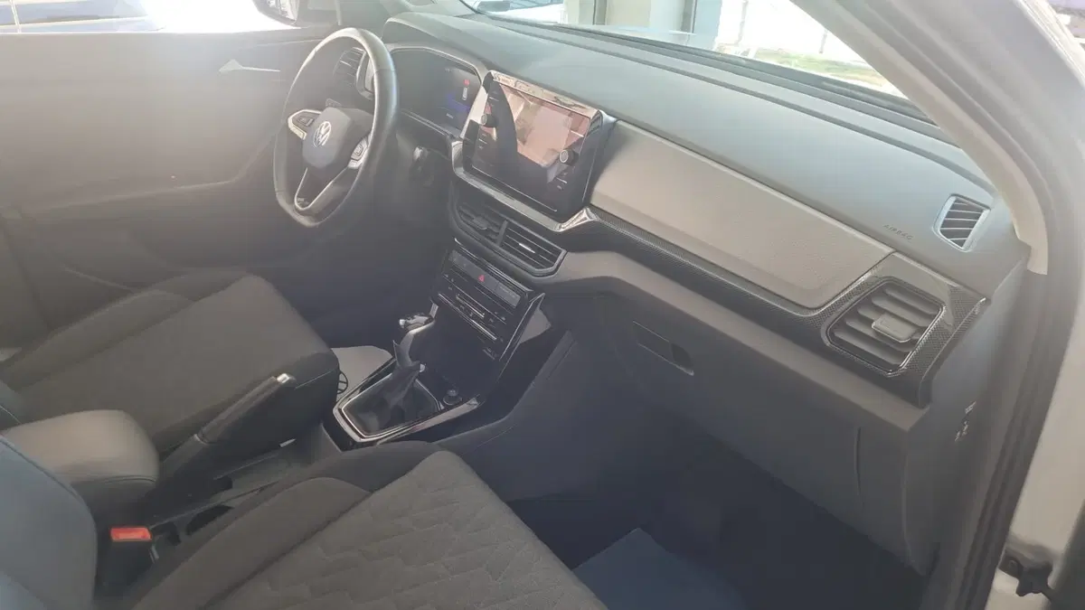 Volkswagen T-Cross usata a L'Aquila (13)