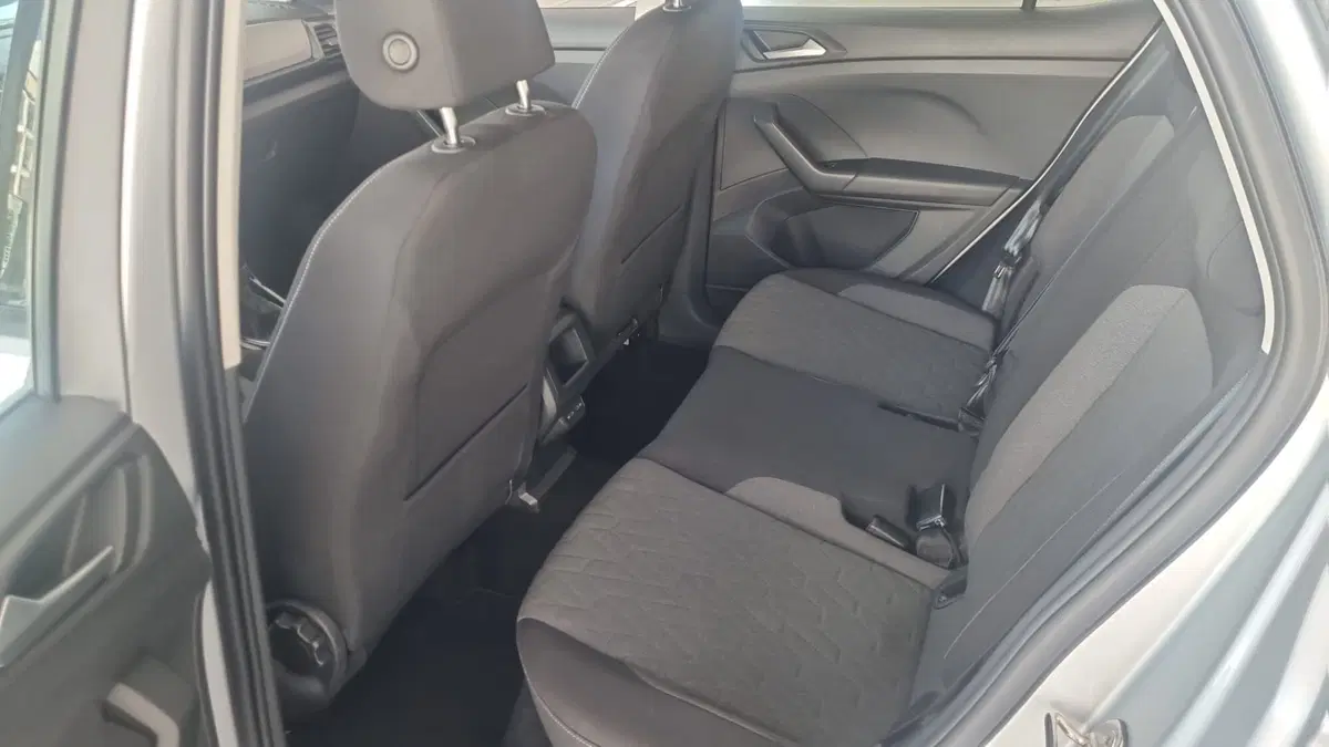 Volkswagen T-Cross usata a L'Aquila (16)
