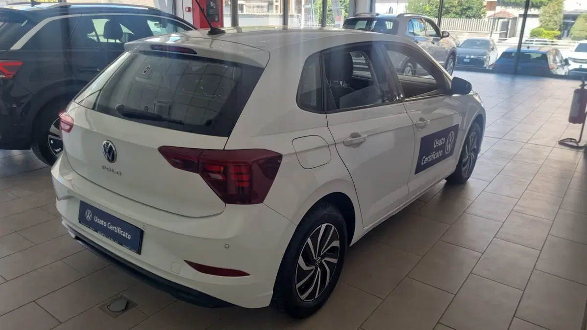 Volkswagen Polo usata a L'Aquila (6)
