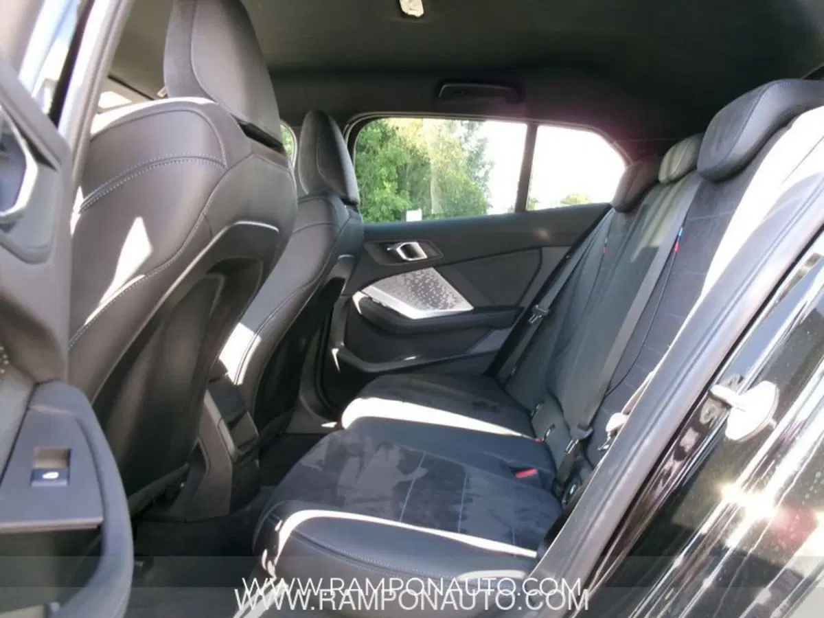 BMW Serie 1 5p. usata a Venezia (11)