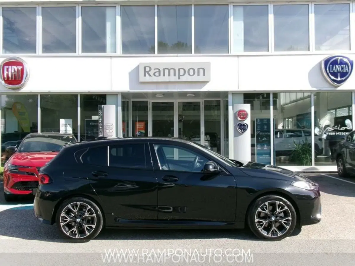 BMW Serie 1 5p. usata a Venezia (2)