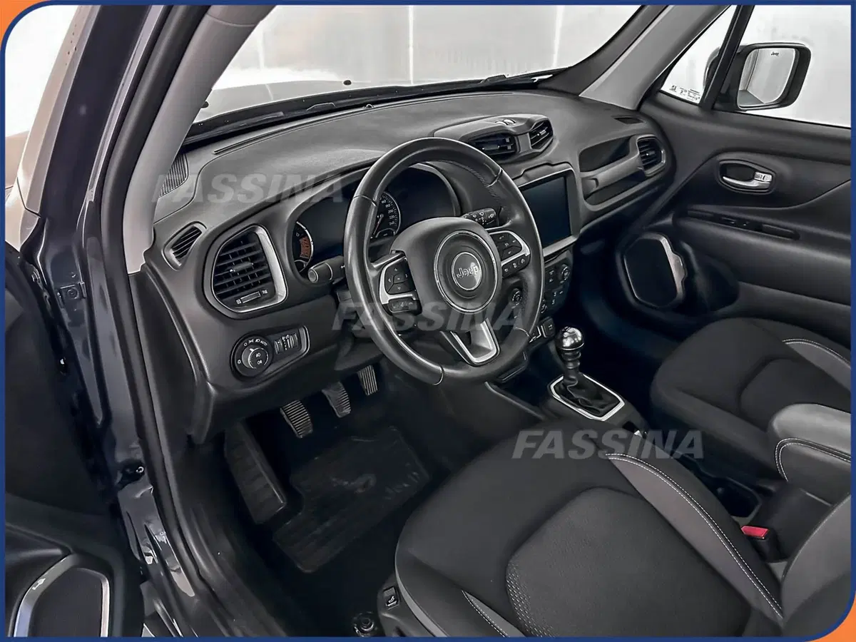 Jeep Renegade usata a Milano (8)