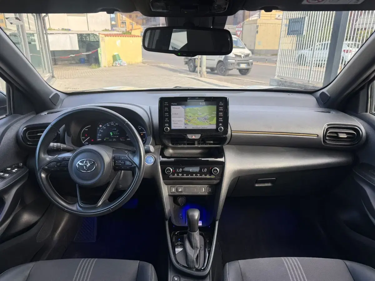 Toyota Yaris Cross usata a Massa-Carrara (6)