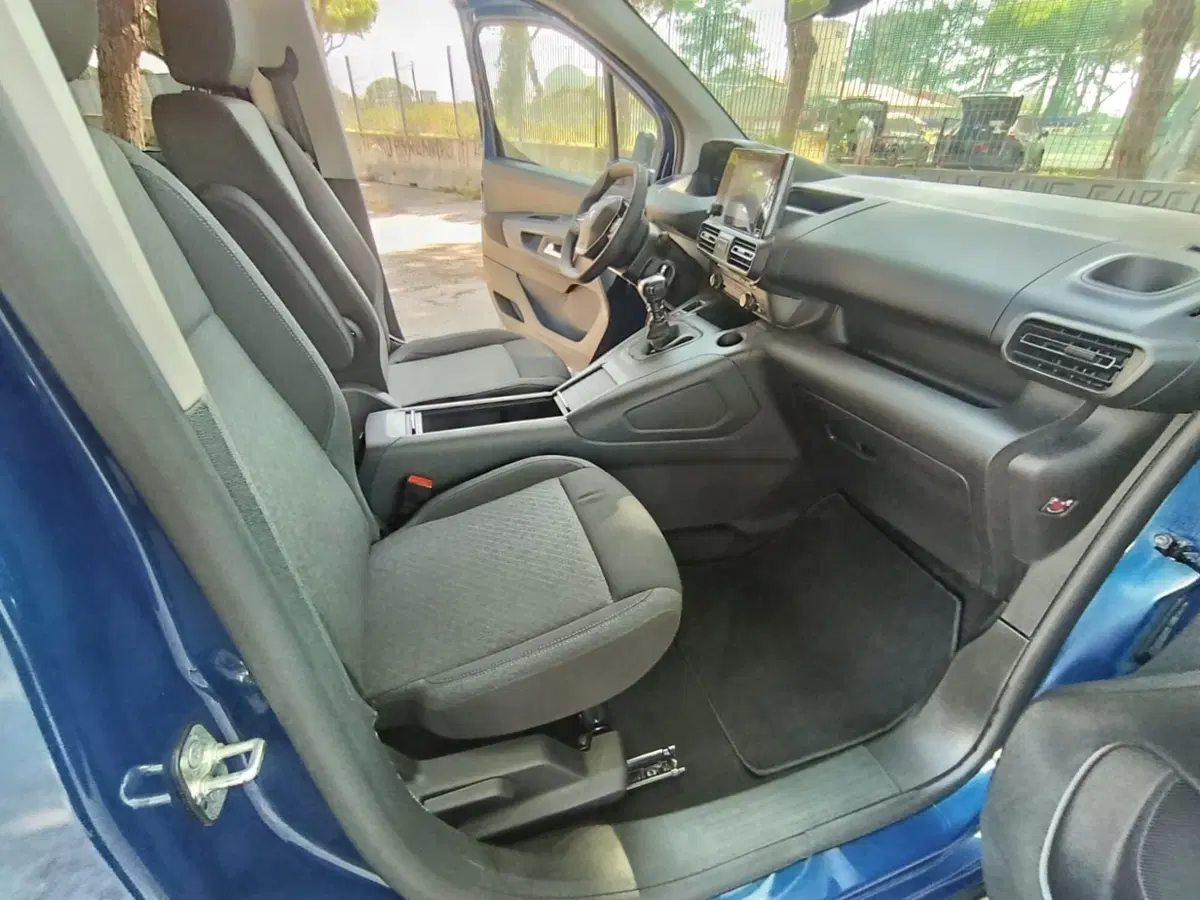 Peugeot Rifter usata a Massa-Carrara (4)