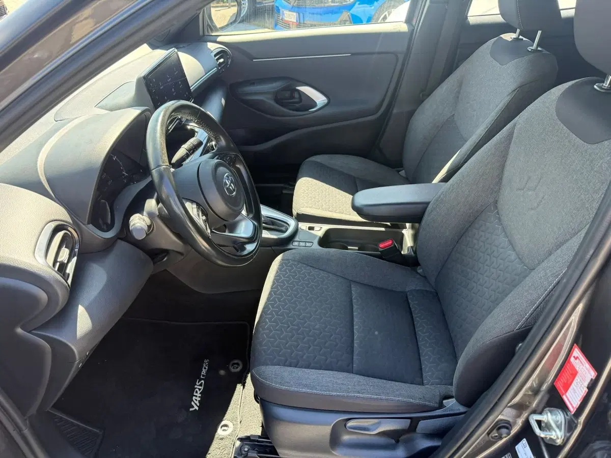 Toyota Yaris Cross usata a Massa-Carrara (14)