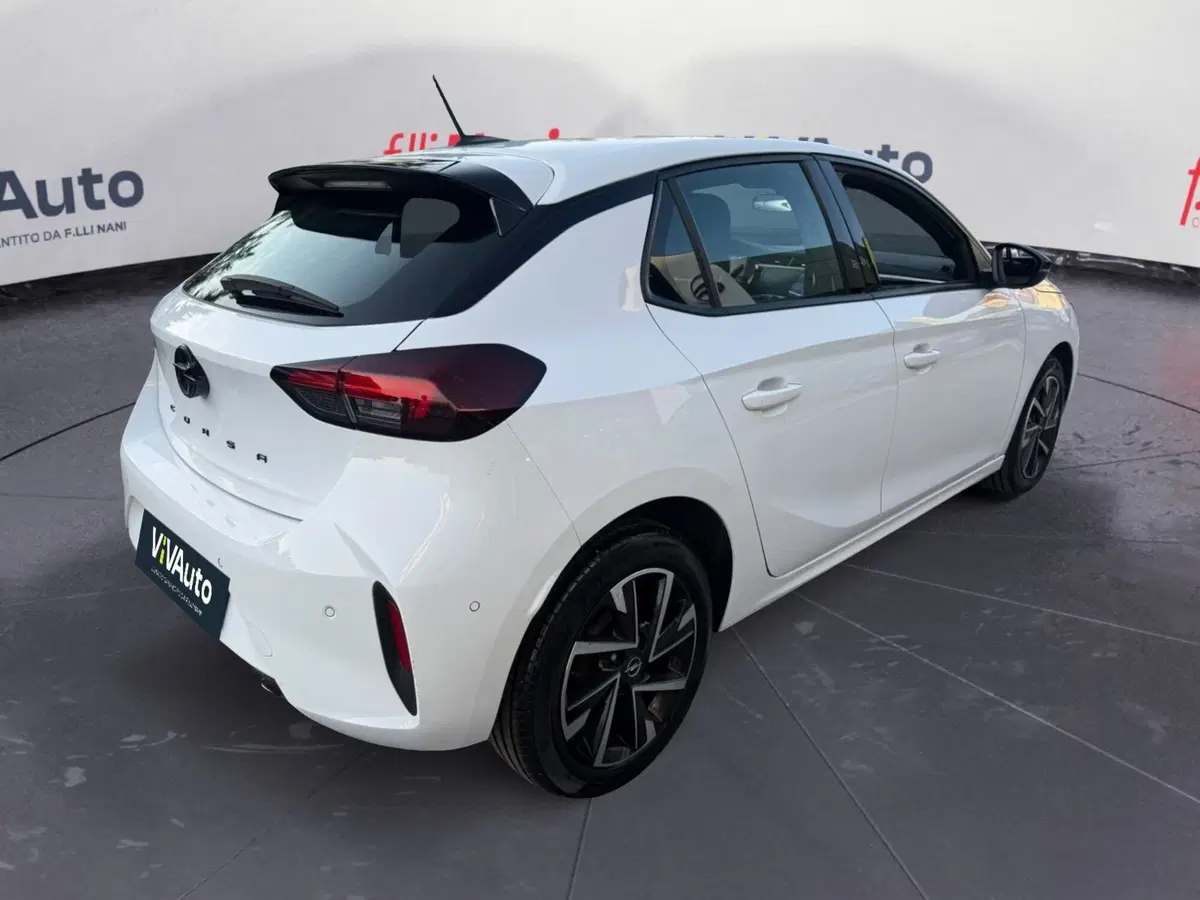 Opel Corsa usata a Massa-Carrara (17)