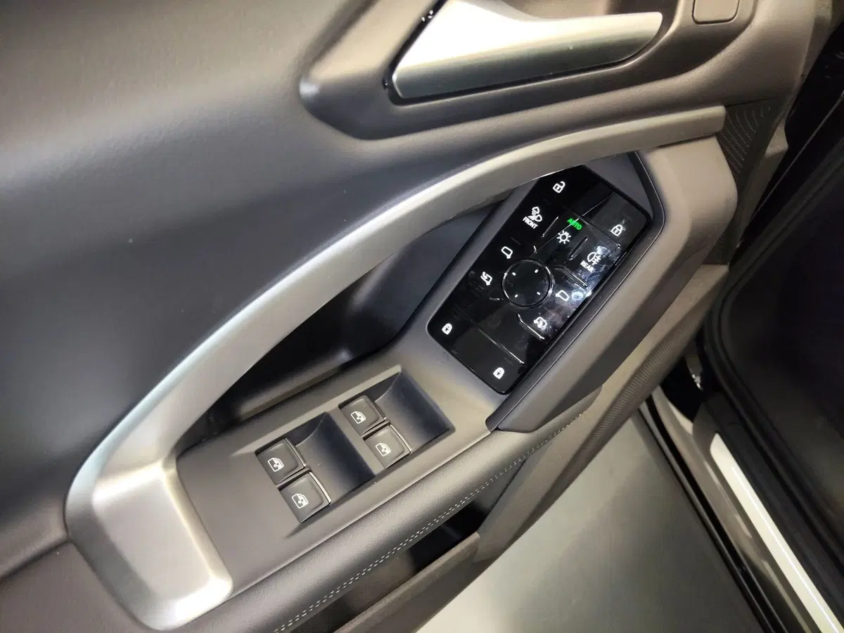 Audi Q4 Sportback nuova a Modena (12)
