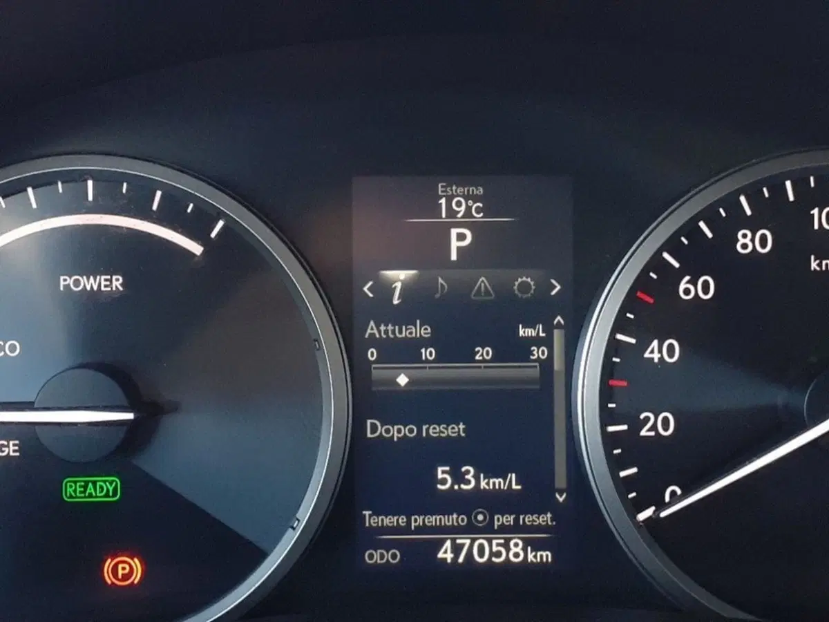 Lexus NX usata a Modena (10)