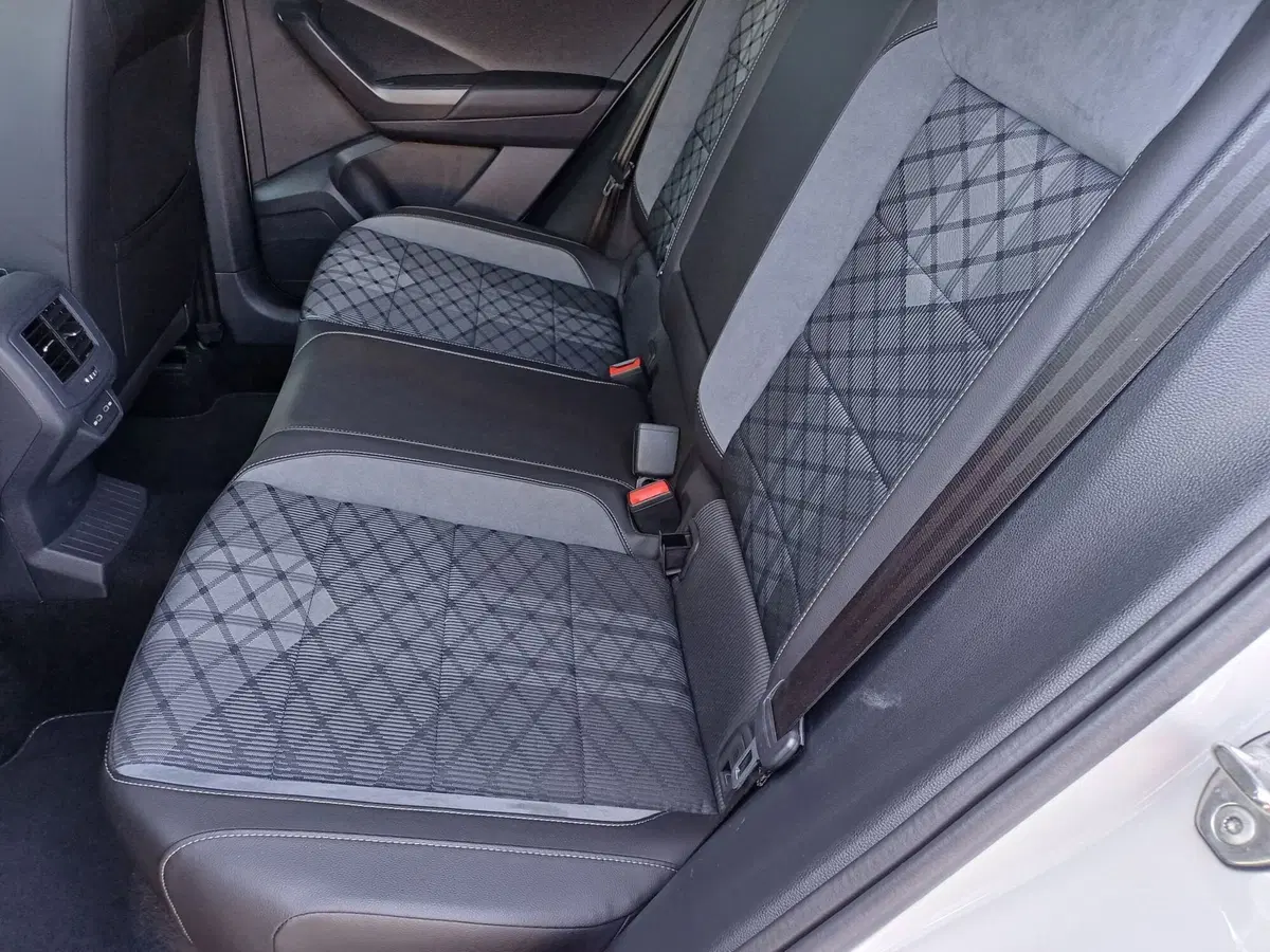 Volkswagen T-Roc usata a Modena (12)