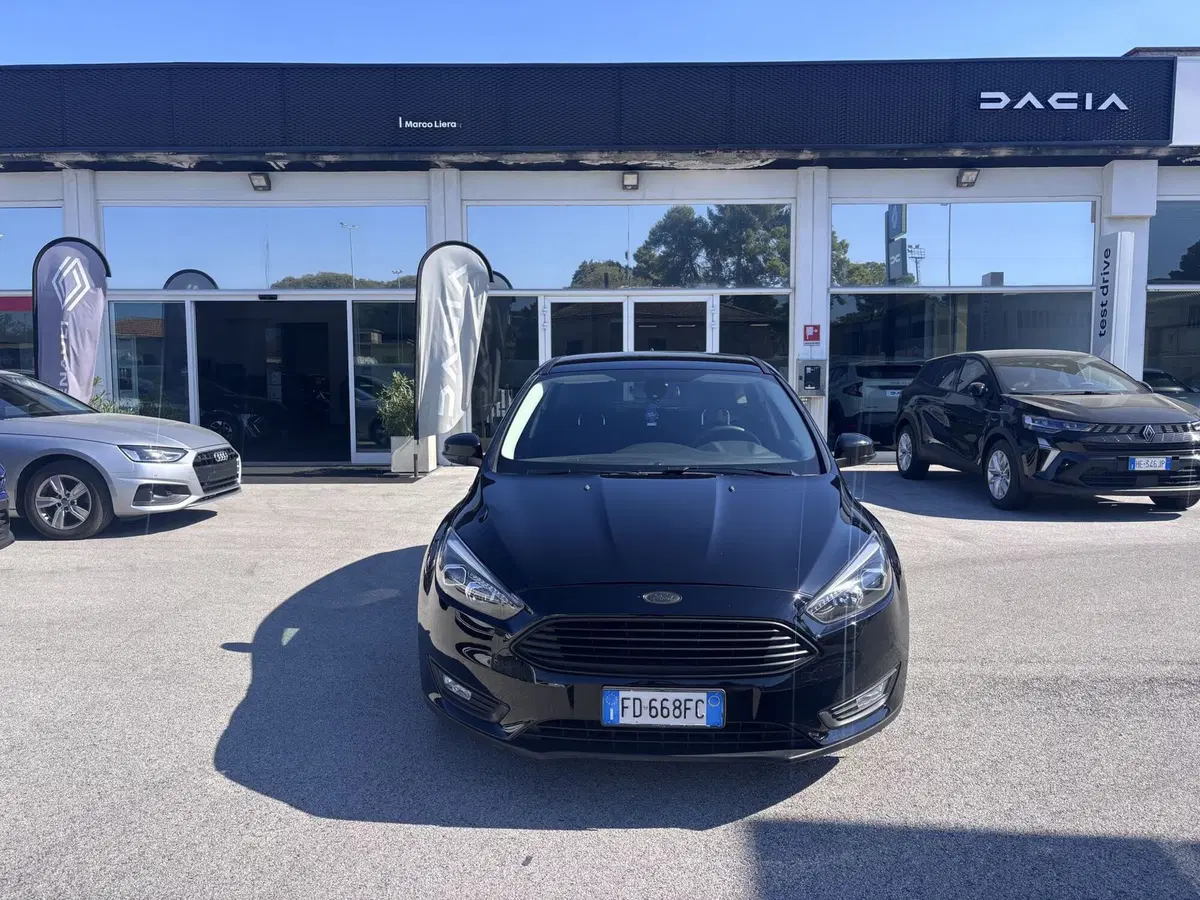 Ford Focus usata a Ancona (2)