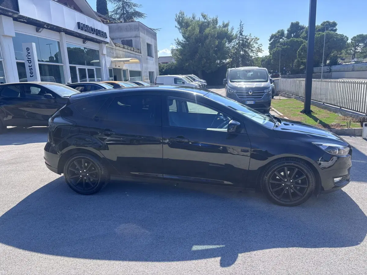 Ford Focus usata a Ancona (4)