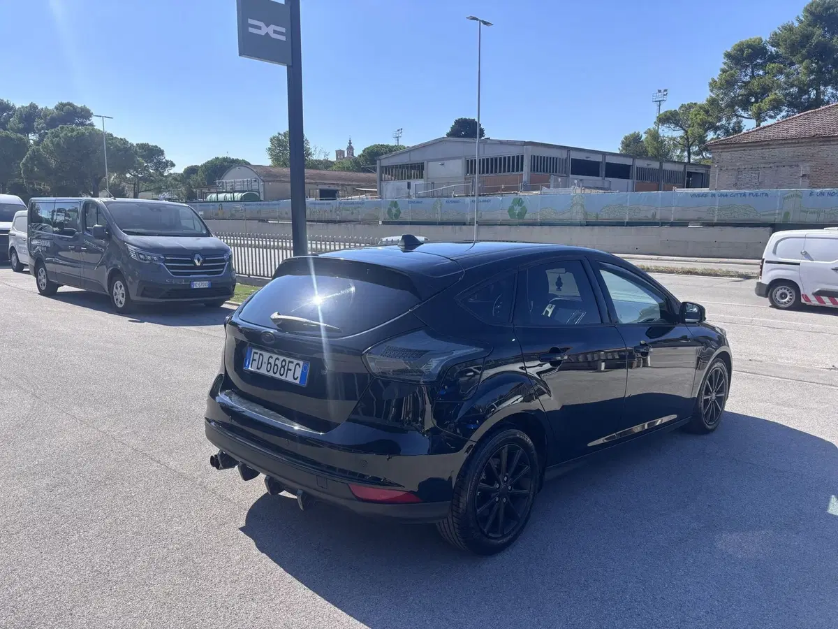 Ford Focus usata a Ancona (5)
