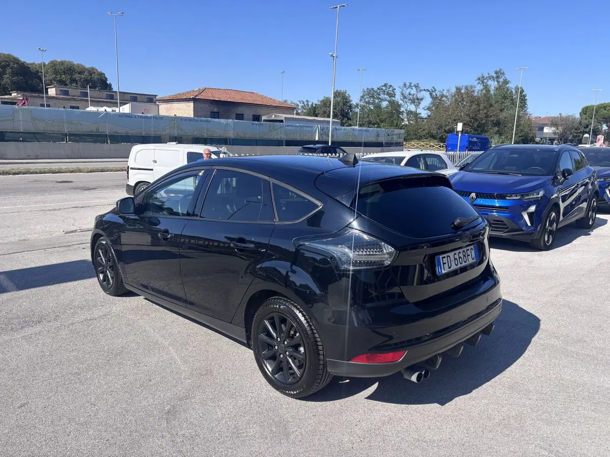 Ford Focus usata a Ancona (7)