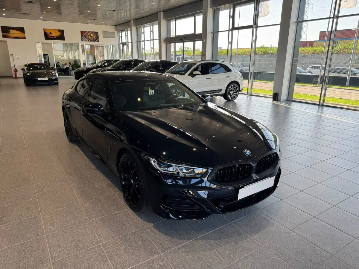 BMW Serie 8 Coupé usata a Firenze (6)