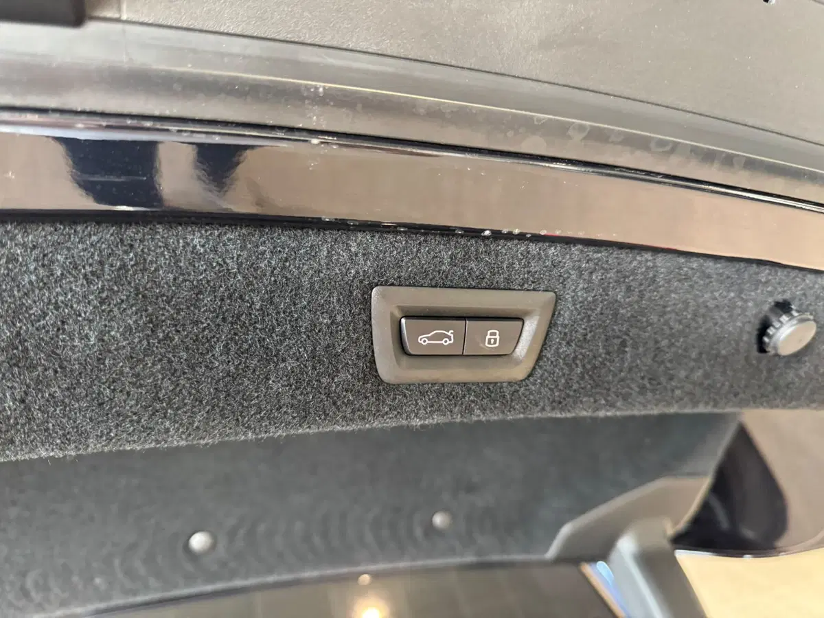 BMW Serie 8 Coupé usata a Firenze (9)