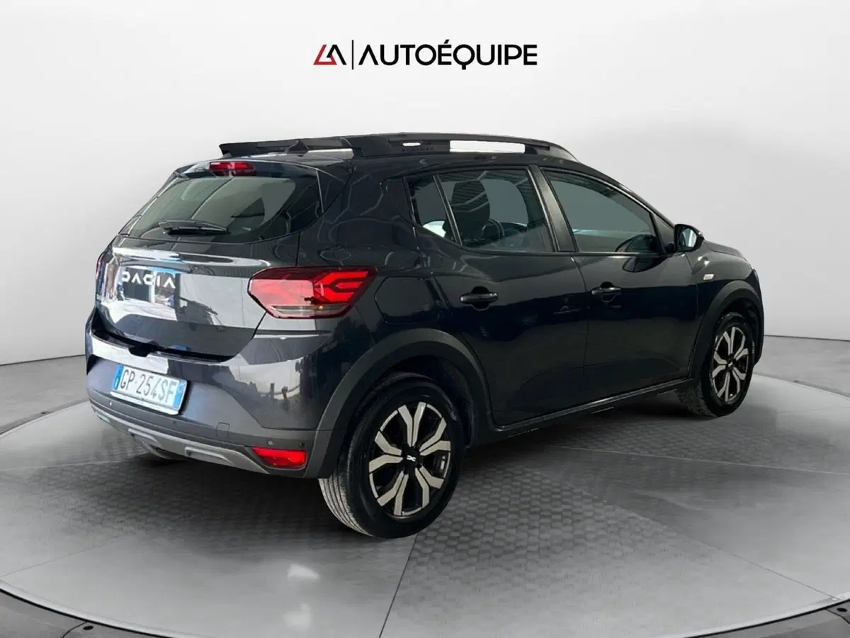 Dacia Sandero usata a Roma (5)