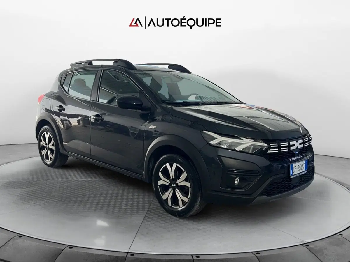 Dacia Sandero usata a Roma (7)