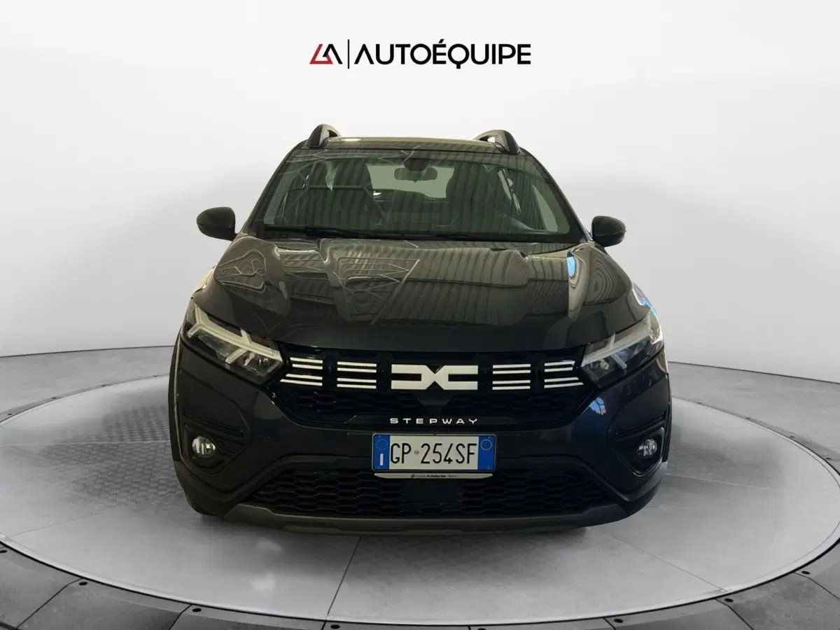Dacia Sandero usata a Roma (8)