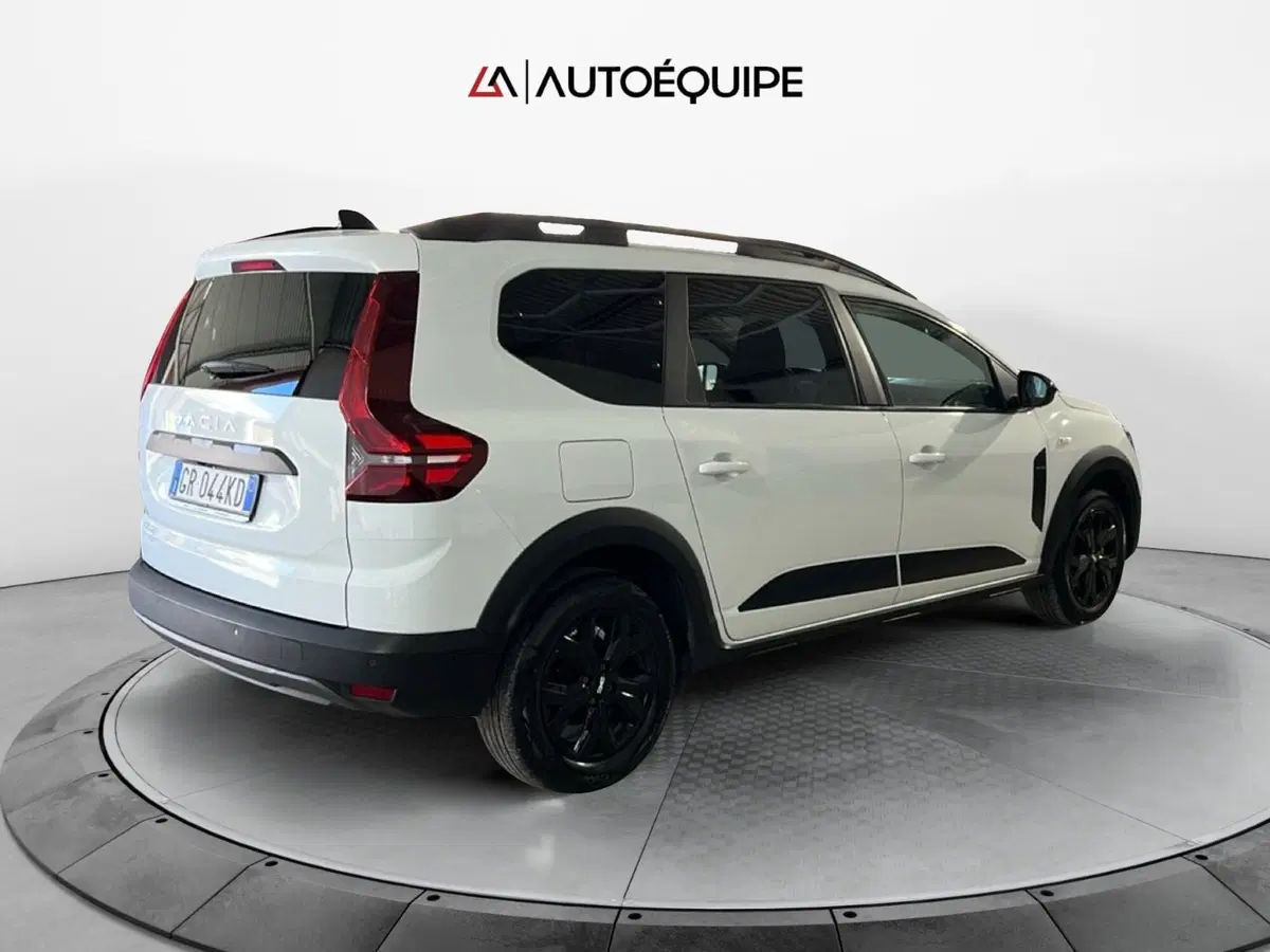 Dacia Jogger usata a Roma (5)