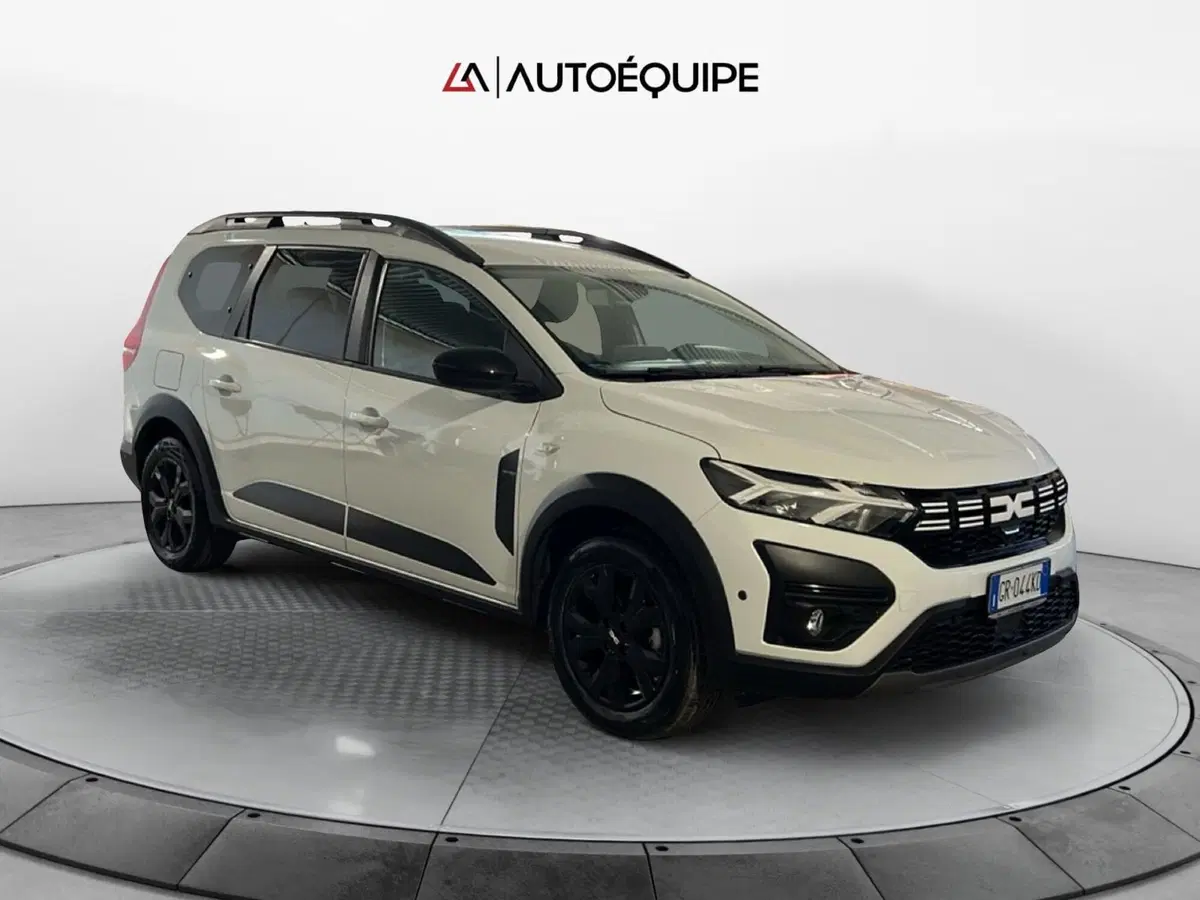 Dacia Jogger usata a Roma (7)