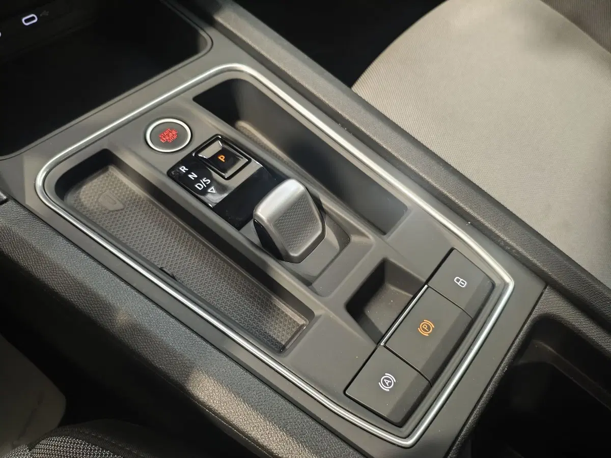 SEAT Leon nuova a Lecco (14)