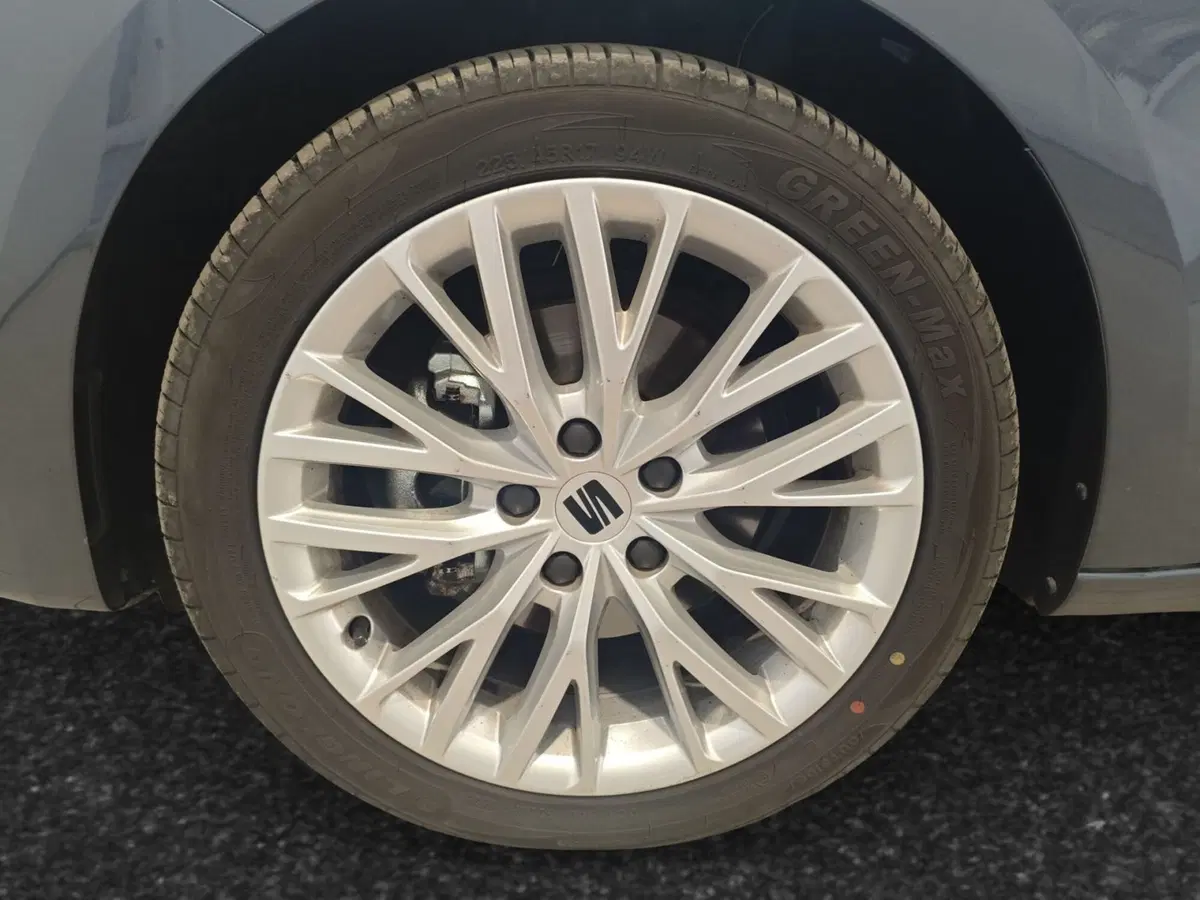 SEAT Leon nuova a Lecco (6)