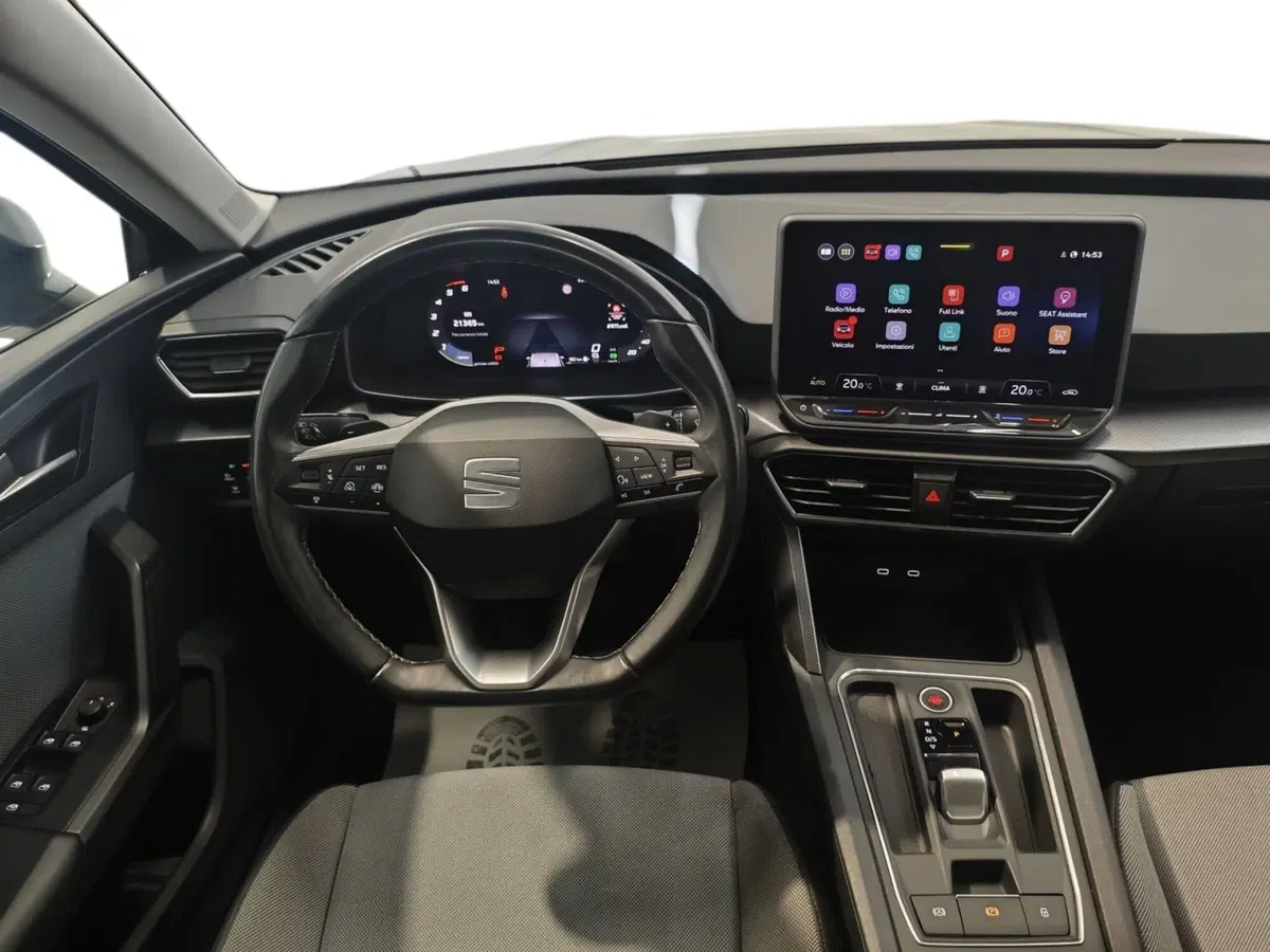 SEAT Leon nuova a Lecco (8)
