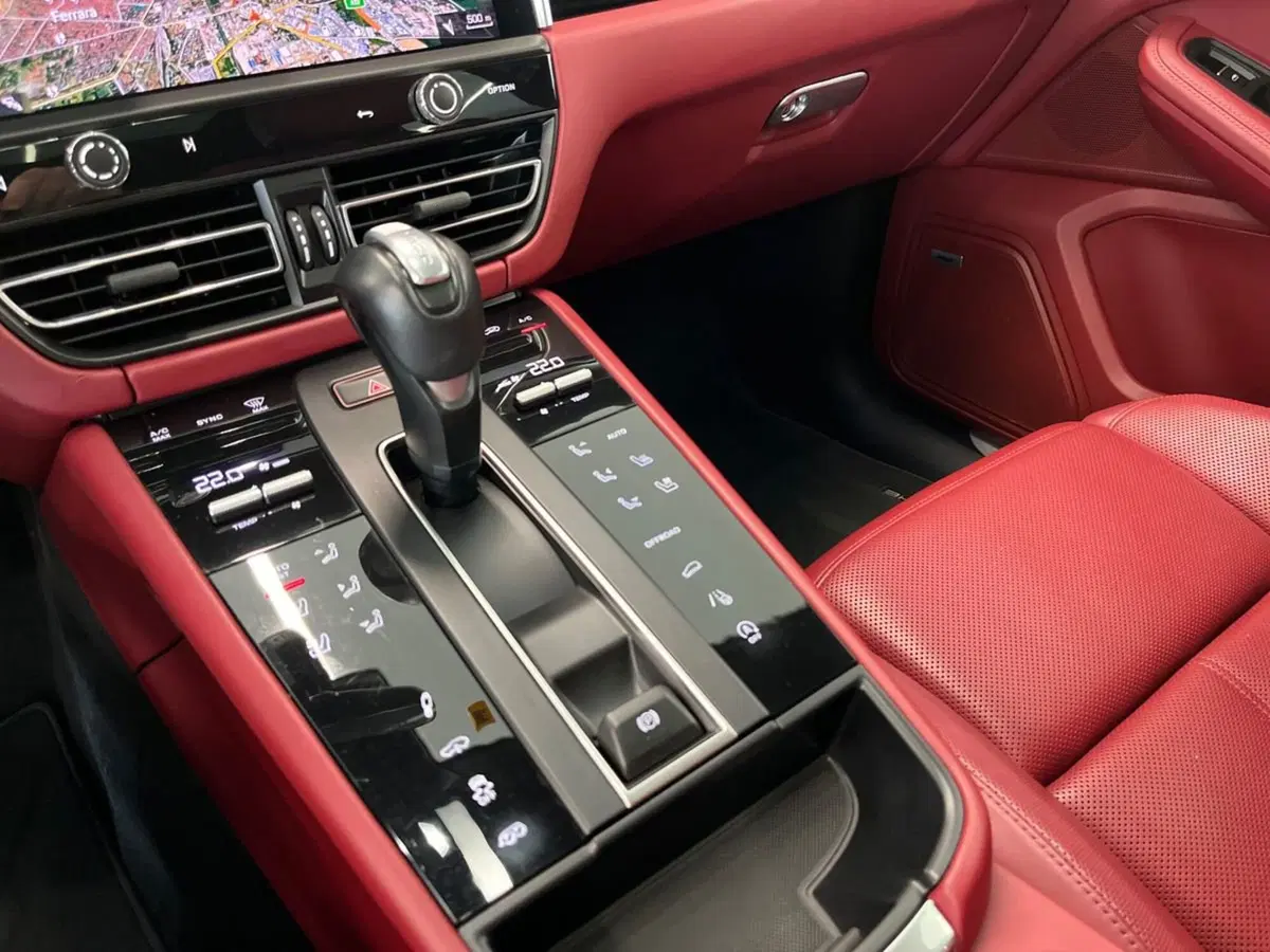 Porsche Macan usata a Ferrara (19)